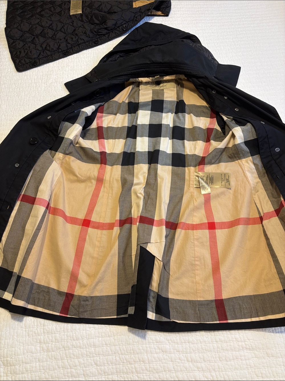 Burberry Reymoore Hooded Trench Coat-black. Size 8 - Picture 8 of 10